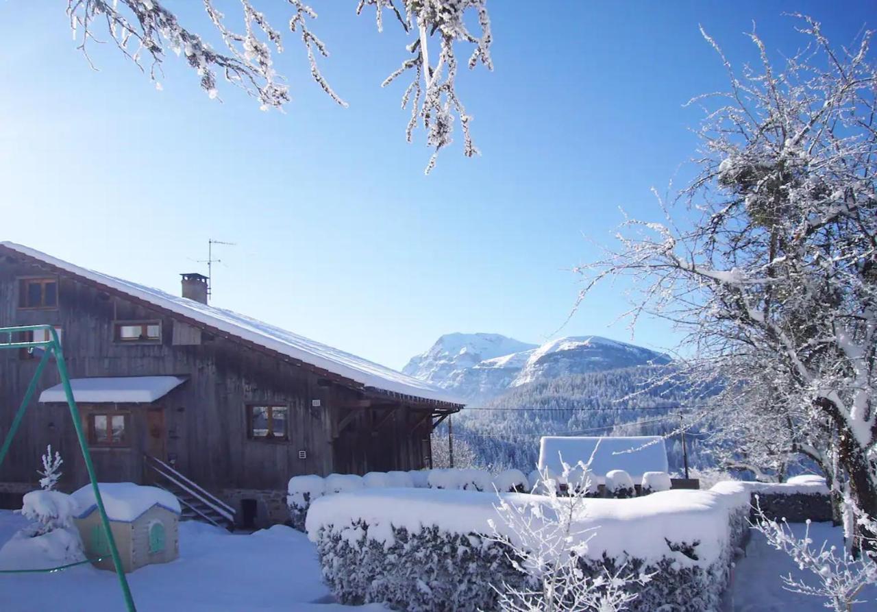 La Ferme Des Cousines Appartement Saint-Sigismond  Buitenkant foto